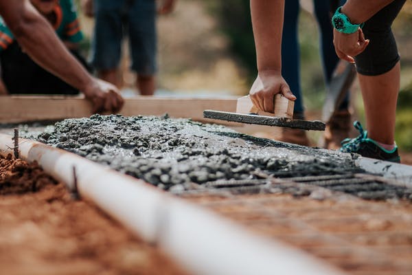 Evaluating the Risk Factors in the Cost Estimation of a Construction Project to Enhance the Experience of The Contractors