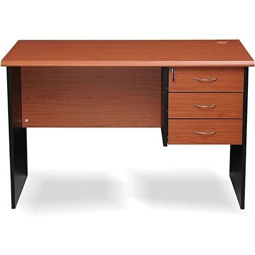 4 feet Office Table And Chair