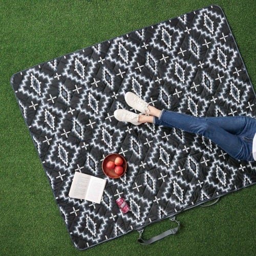 Pendleton Outdoor Packable Blanket ''Water Resistant'' - Black 60in x 72in - 152cm x 182cm