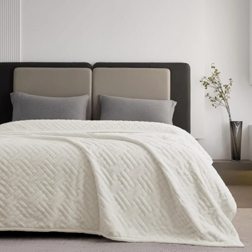 Korbliss Faux Fur King Quilt Blanket - 480gsm Fuzzy Soft And Warm Coverlet Light - Ivory @HOG - Home, Office, Garden, Online Marketplace