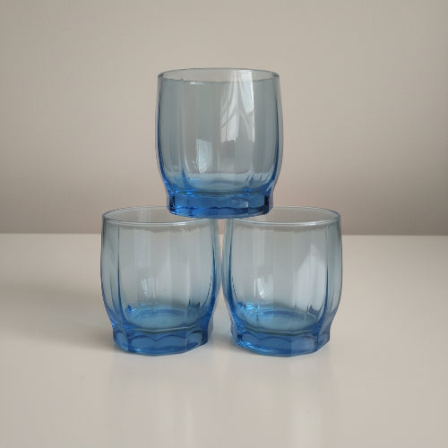 Transparent blue wine/whisky glass @HOG - Home, Office, Garden, Online Marketplace