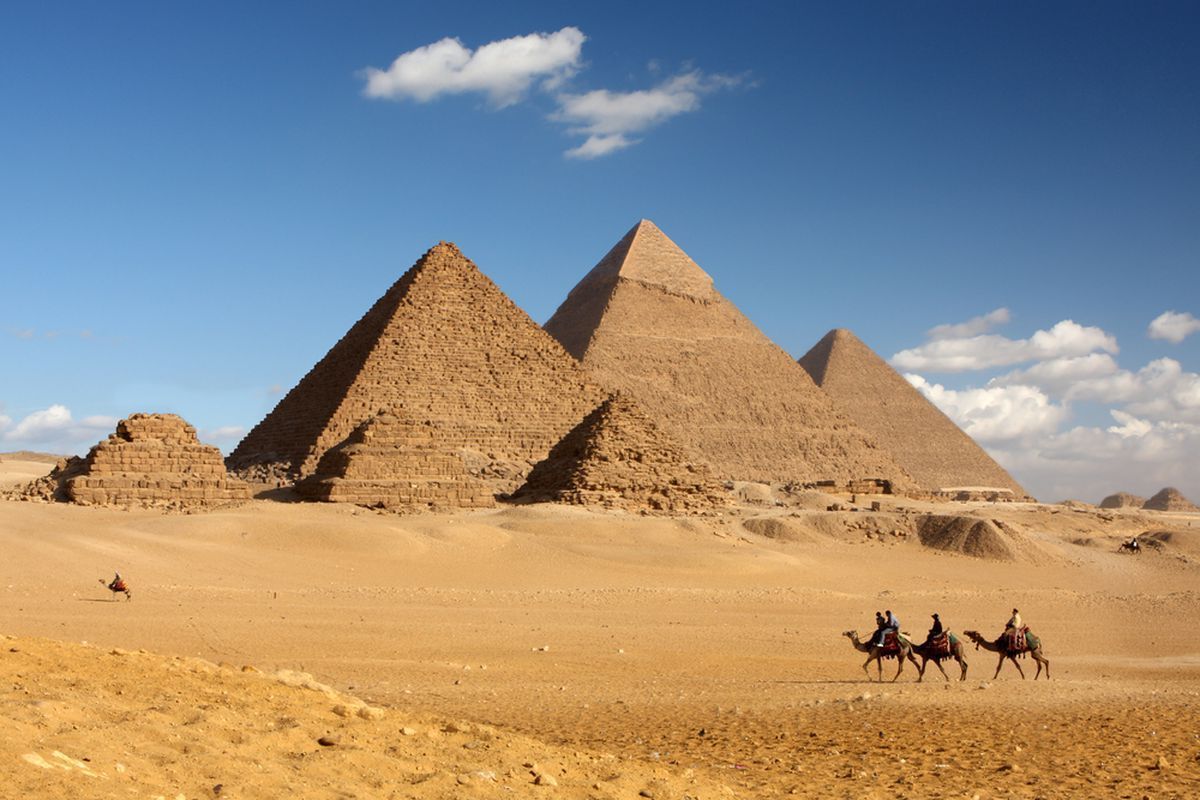 HOG about the spectacular stories of 7 wonders of the world