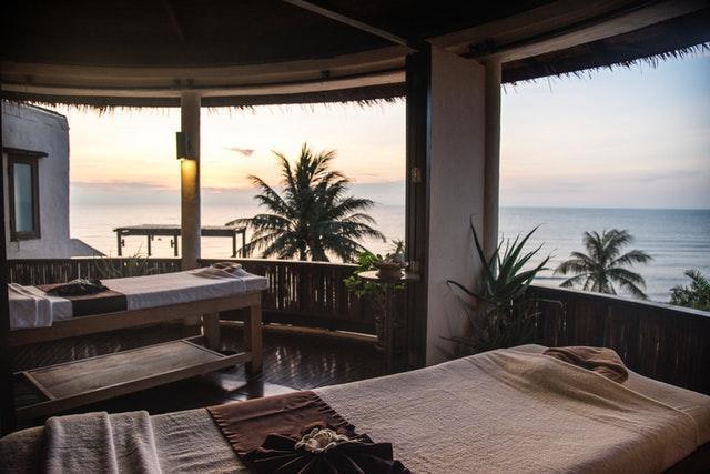 HOG tips on 5 furniture items your beach house should have