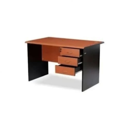 4 Feet Office Table With Office Executive Chair