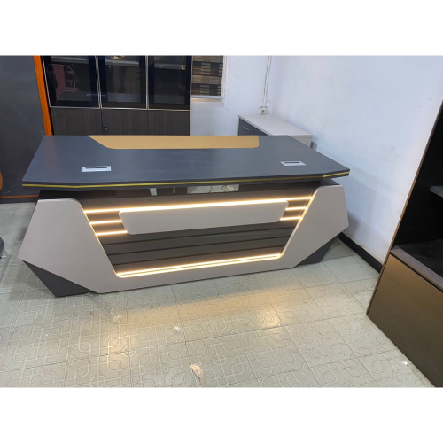 Modern Executive Office Desk 2-Meter. @HOG - Home Office Garden Online Marketplace