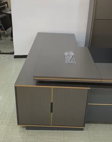 Modern Executive Table. @HOG - Home Office Garden Online Marketplace