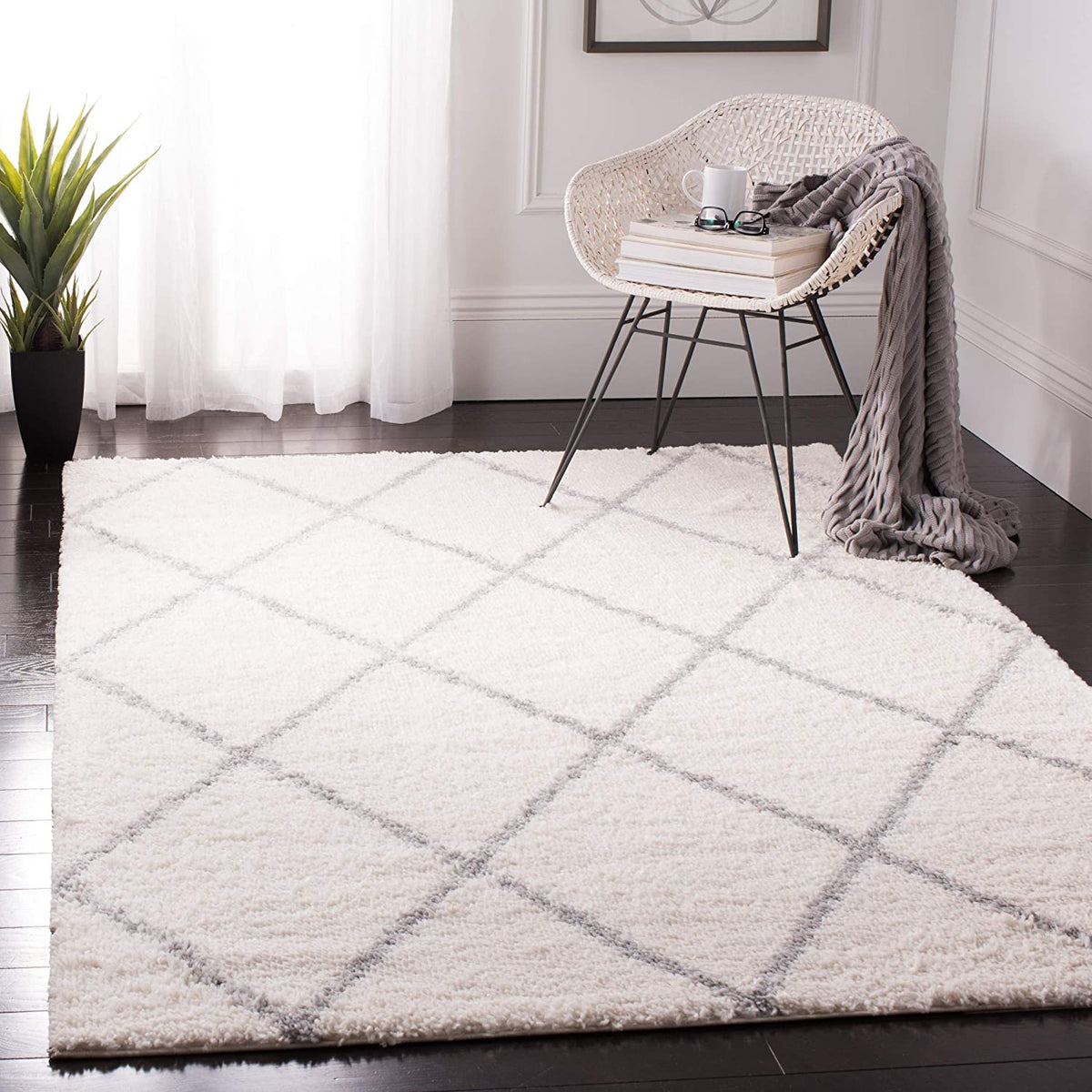 Thomas Ville Allure Shaq Rug 5*7 HOG-Home Office Garden online marketplace.