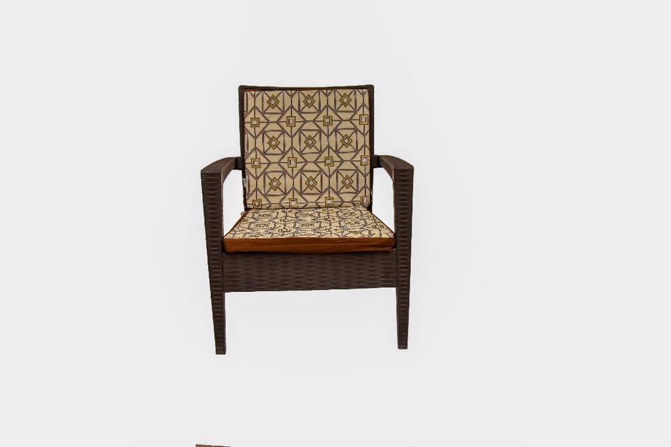 Mega Chair + Cushions. @HOG - Home Office Garden Online Marketplace