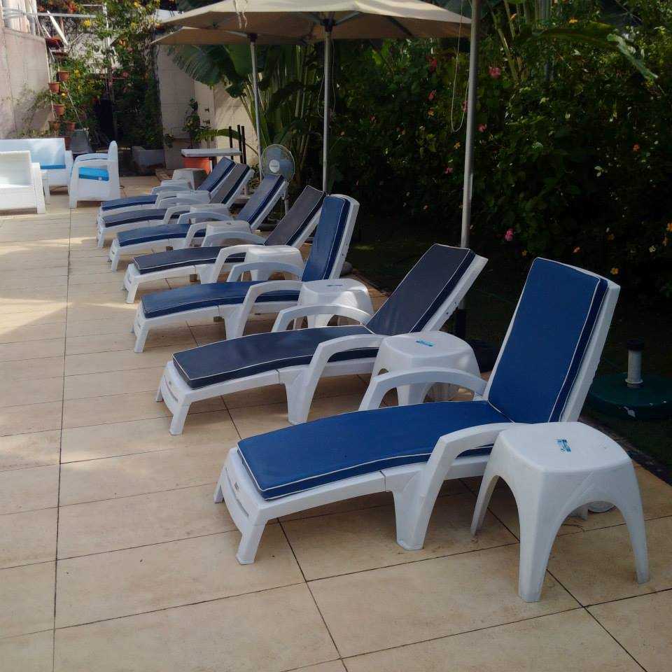 St Tropez Foldable Relaxing Outdoor Chair Home Office Garden | HOG-HomeOfficeGarden | online marketplace